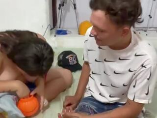 1 parte fuego con ไมล์ hermanastro a retos y terminamos follando