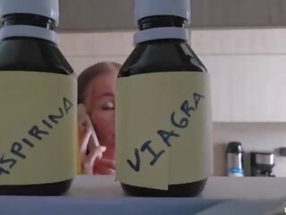 मेरे स्टेपमोंम gave मुझको viagra द्वारा mistake और हम ended ऊपर फक्किंग