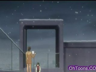 환상적인 젊은 바람직한 브루 넷의 사람 점점 엿 에 그만큼
