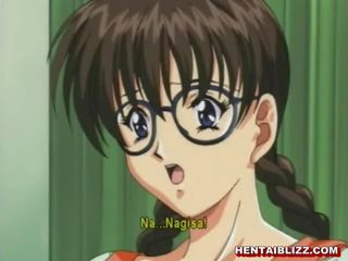 男女共学の エロアニメ ととも​​に bigboobs 素晴らしい つつい 変態 stripling