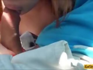 紅發 拉拉隊長 青少年 伊娃 berger 附帶 面部 在 公