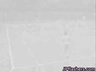 Stately 亞洲人 玩偶 practicing 裸體