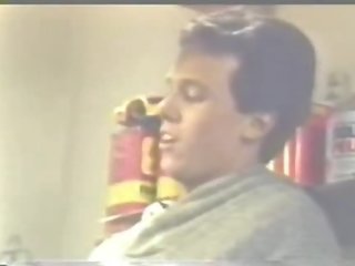 Tracey adams 校園 美眉 02