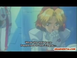 女同志 無盡 指法 的陰戶 和 squeezing 奶