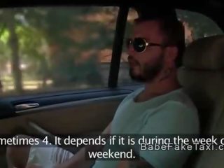 Immediately afterwards проби нагоре пич бретон привлекателен такси шофьор