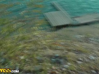自由 视频 为 盛大 金发 和 怪物 公鸡