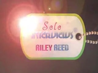 Solointerviews छोटा टिट्स ब्रुनेट रिले reed मास्टर्बेटिंग