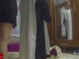 Облечен като а монахиня към fuck.raf071