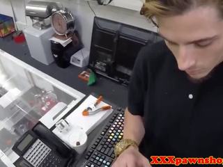 Dicksucking pawnee 媽媽我喜歡操 拍著 上 該 辦公桌